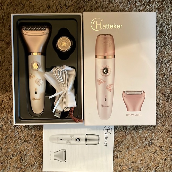Other - Women’s Electric Razor Brand New